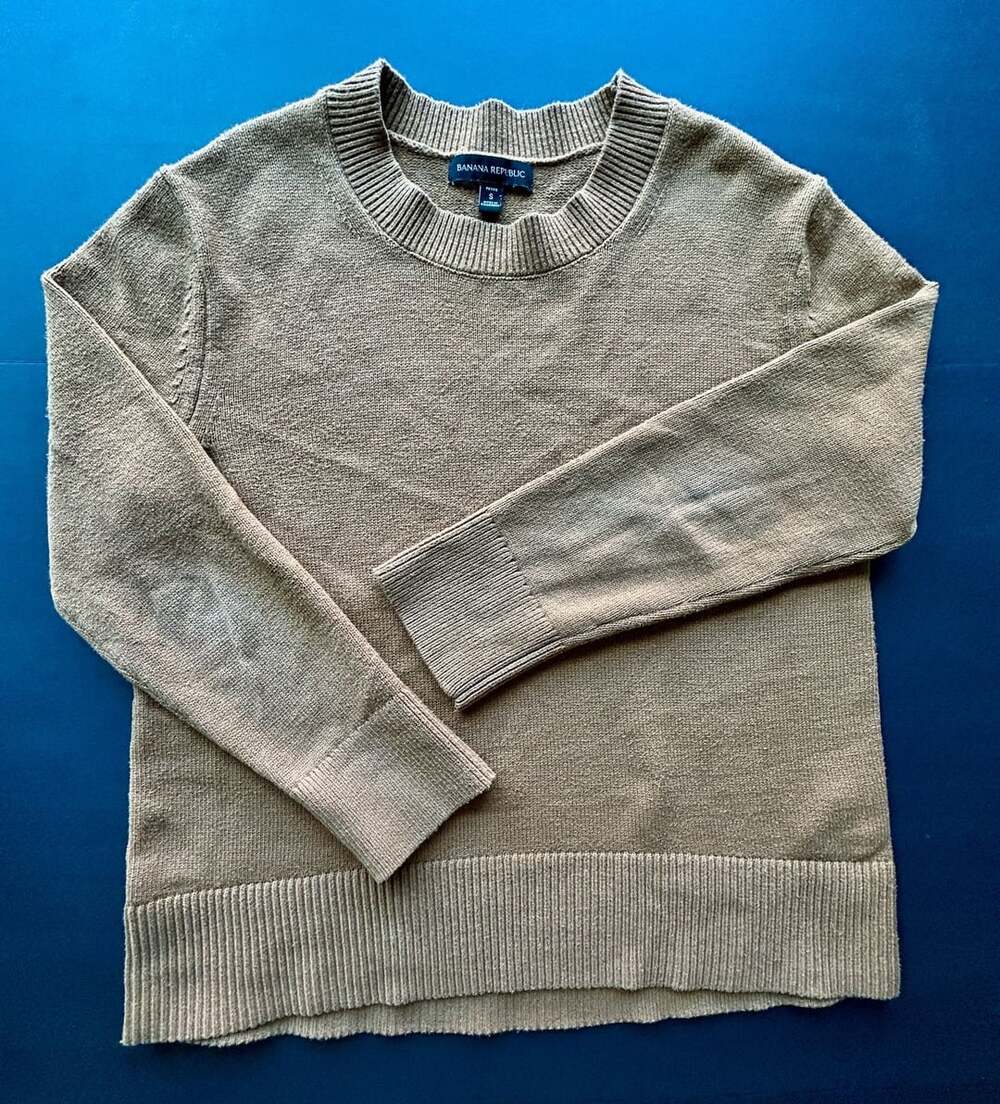 Banana Republic Petite Crewneck Sweater Size Small orange